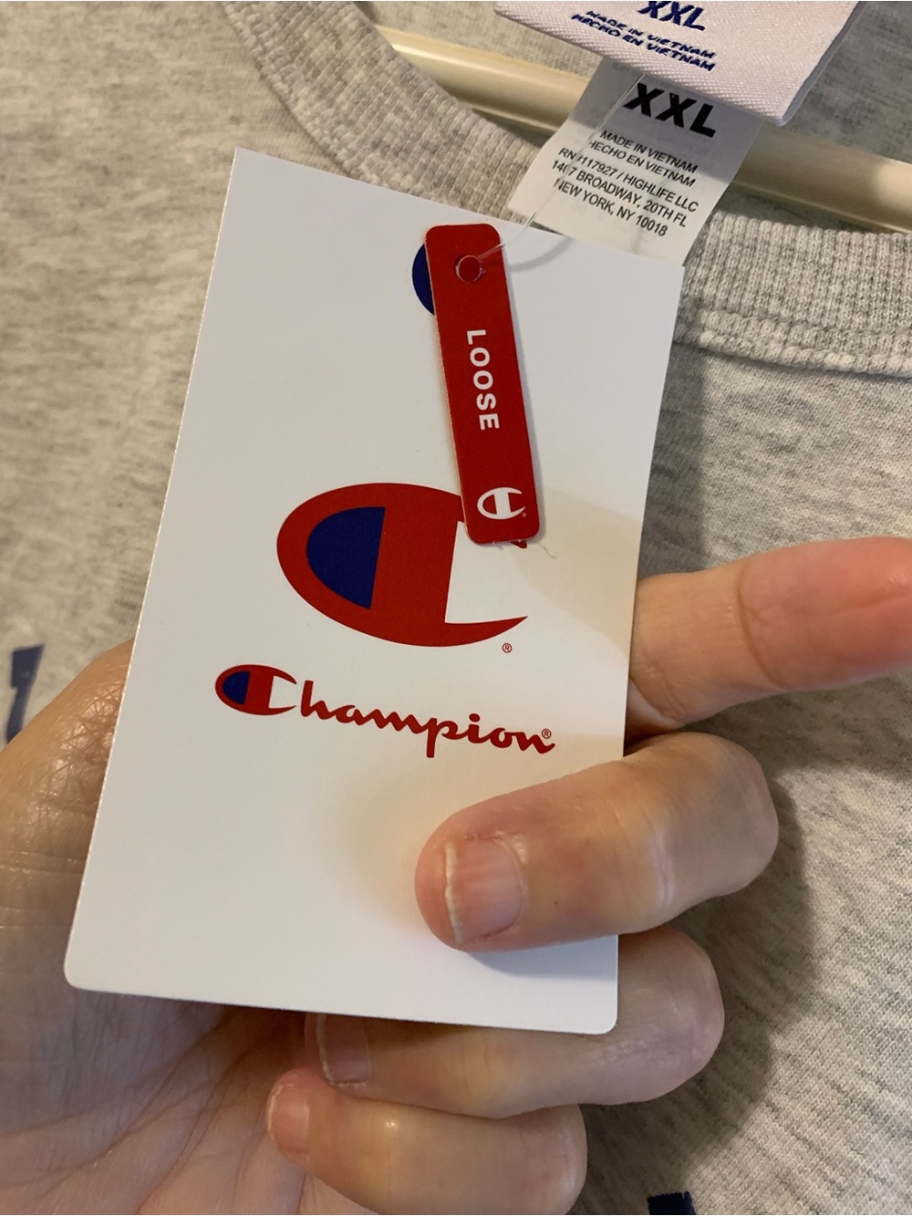 Champion NWT’s women’s XXL tee - Picture 6 of 7